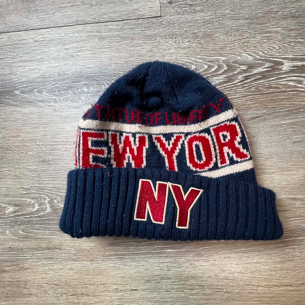 Y2k beanie Unisex OS Navy Blue New York Statue of Liberty Knit Hat